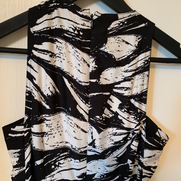 YIGAL AZROUEL SLEEVELESS SILK BLEND DRESS - SEMI-FORMAL - SIZE 4 (S) - Picture 11 of 16
